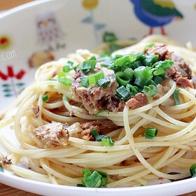 サバ缶で和風パスタ。材料3つで時短！意外でハマる♪